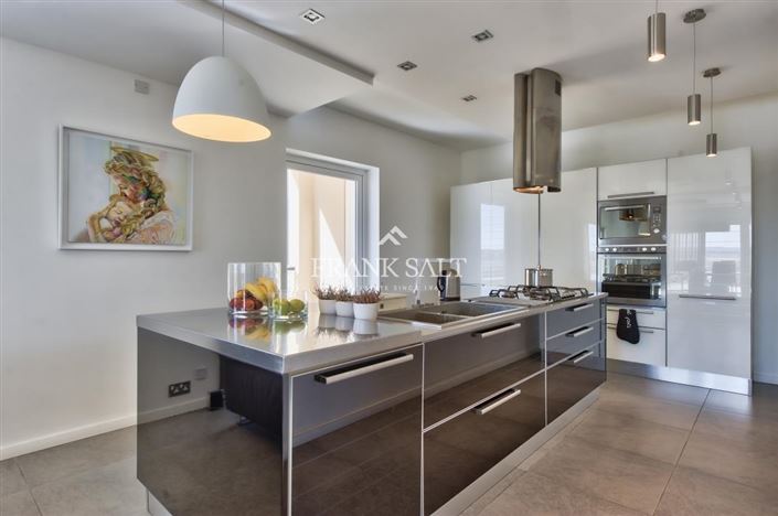 Image No.9-2 Bed Apartment for sale