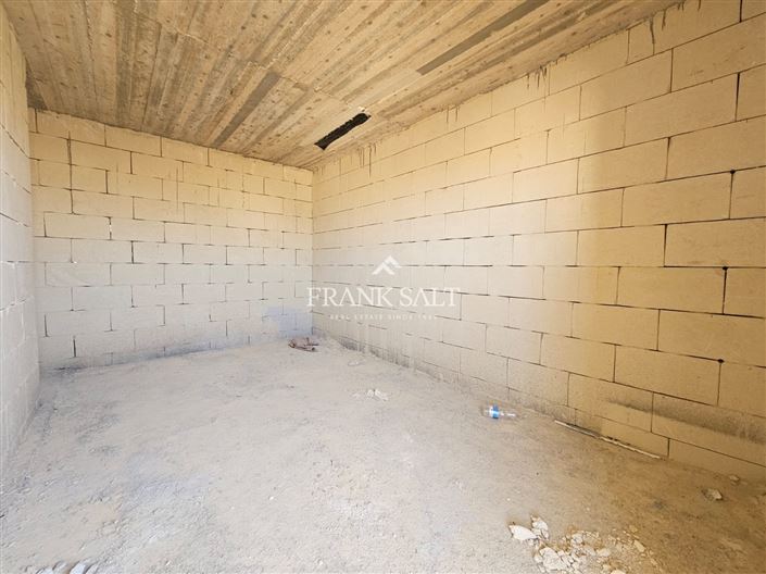 Image No.10-3 Bed Apartment for sale