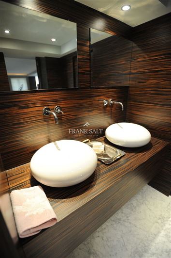 Image No.19-3 Bed Apartment for sale