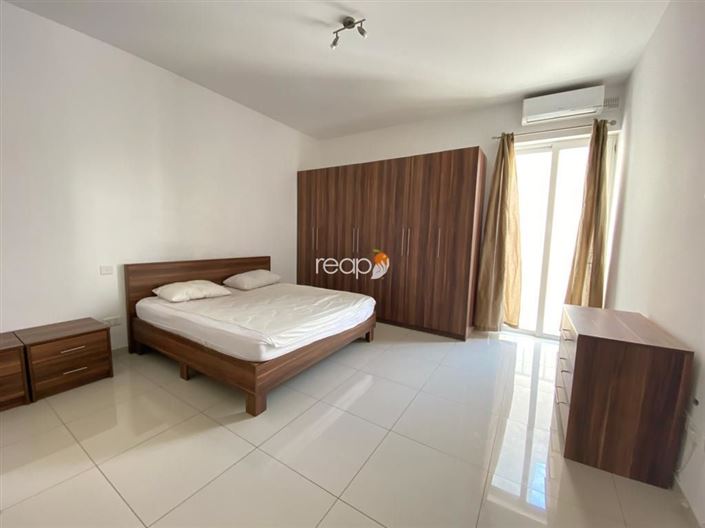 Image No.4-3 Bed Apartment for sale