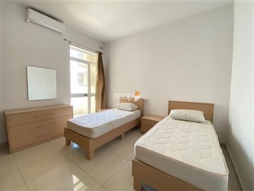 6b9dea0f-aecf-4f74-ac09-f183068fd526