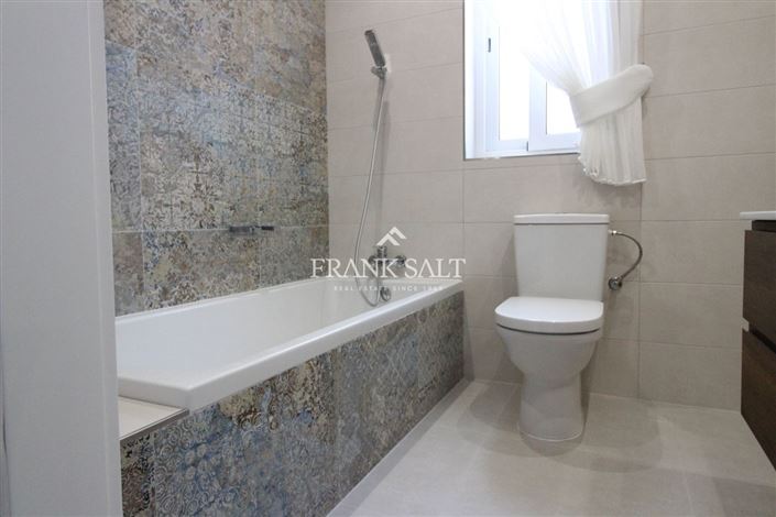 Image No.12-3 Bed Apartment for sale