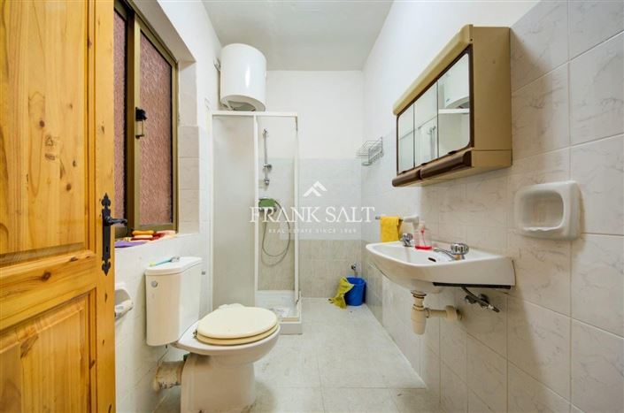 Image No.12-2 Bed Apartment for sale