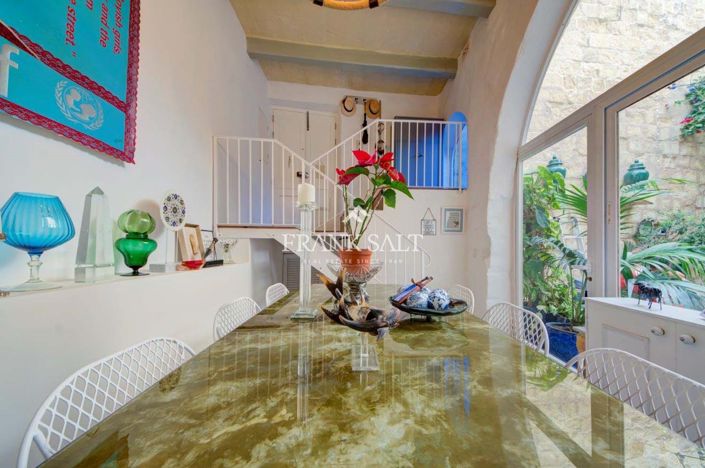 Image No.19-1 Bed Farmhouse for sale