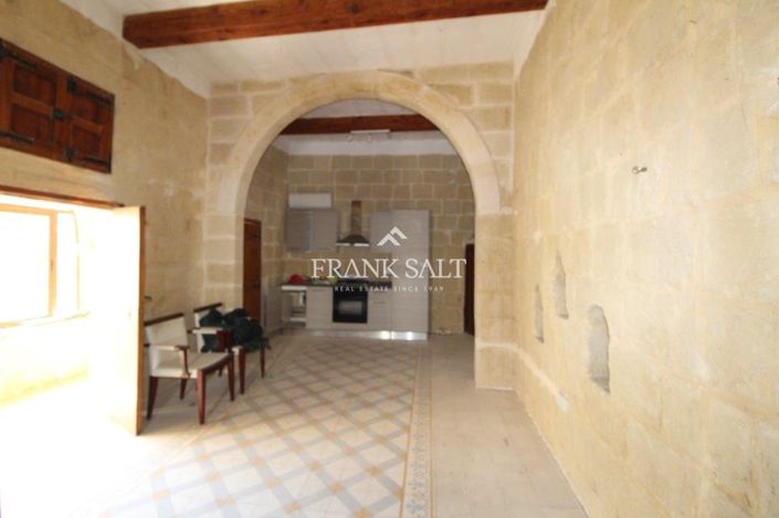 Image No.23-3 Bed Farmhouse for sale