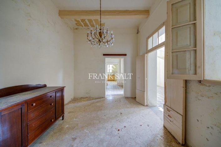 Image No.14-3 Bed Farmhouse for sale