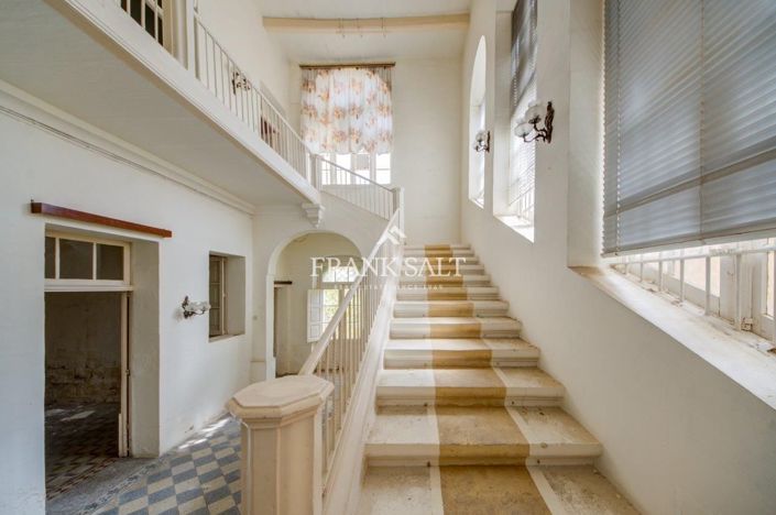 Image No.2-3 Bed Farmhouse for sale