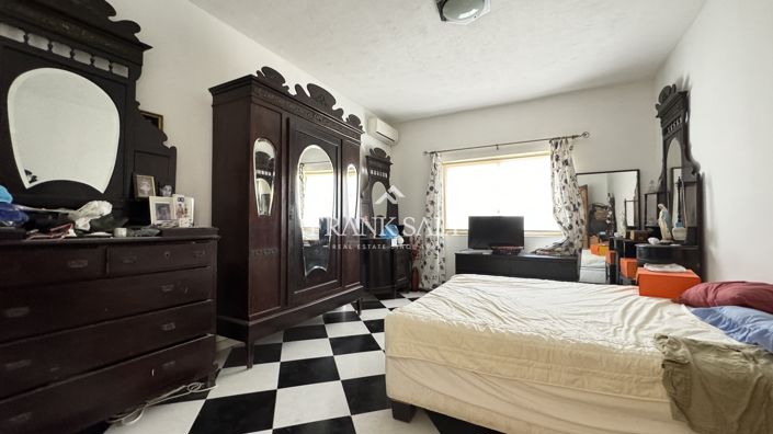 Image No.12-3 Bed Bungalow for sale