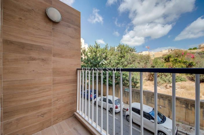 Image No.18-3 Bed Apartment for sale