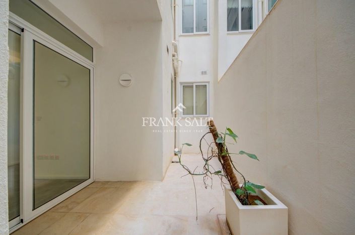 Image No.19-3 Bed Apartment for sale