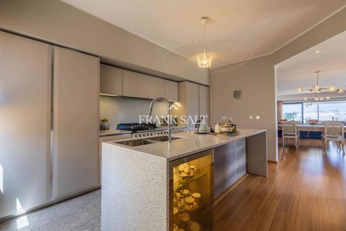 Image No.10-5 Bed Penthouse for sale