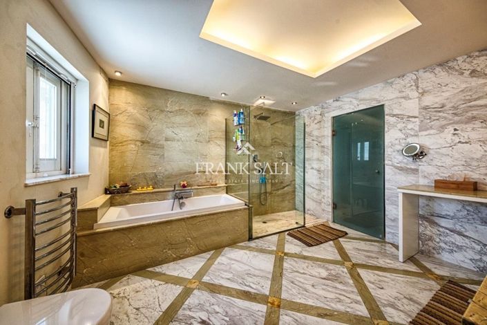 Image No.6-Ferme de 3 chambres à vendre à Malta