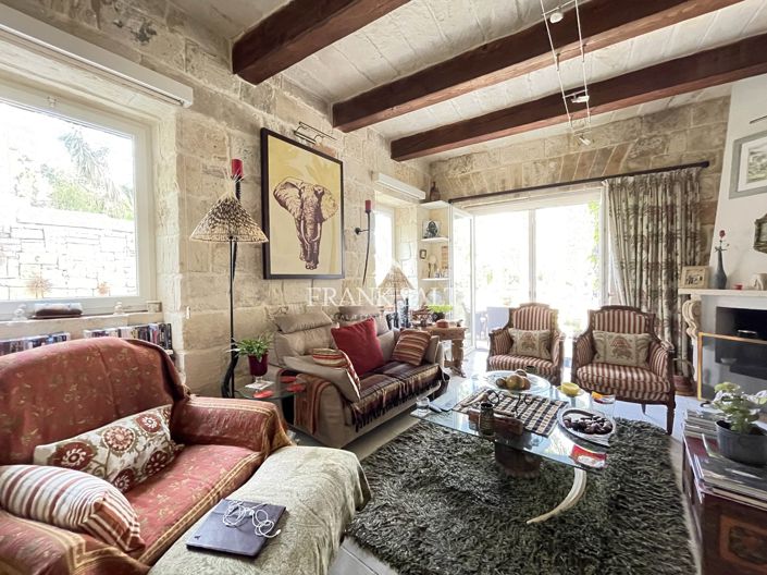 Image No.31-5 Bed Farmhouse for sale