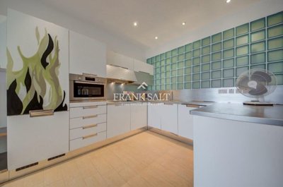 1 - Portomaso, Apartment