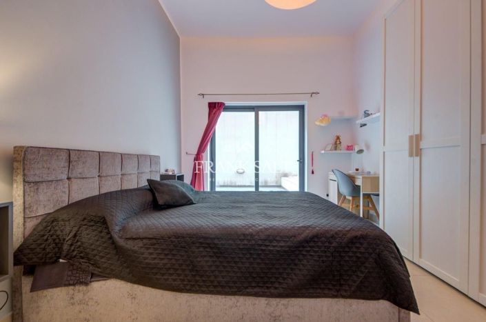 Image No.12-2 Bed Apartment for sale