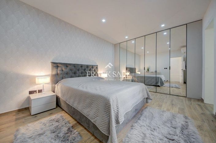 Image No.10-3 Bed Penthouse for sale