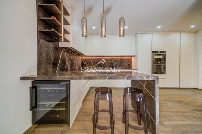 Image No.5-3 Bed Penthouse for sale