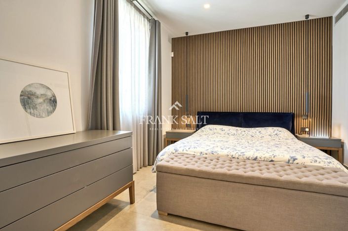 Image No.16-3 Bed Farmhouse for sale