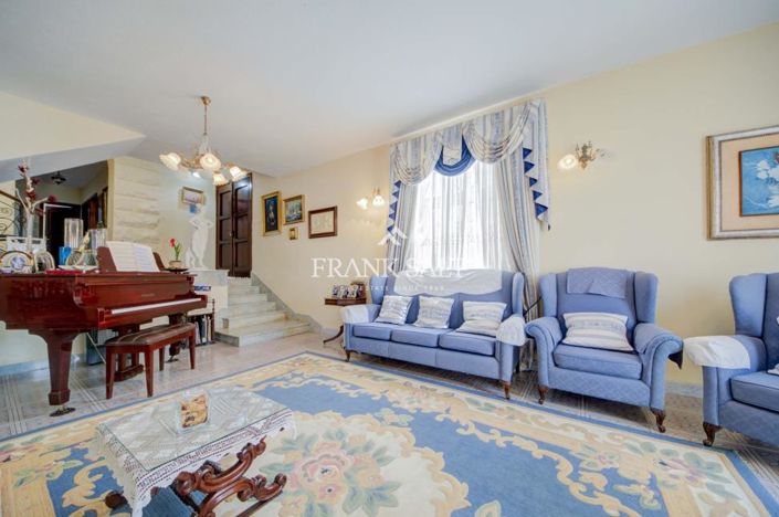 Image No.5-4 Bed Villa for sale