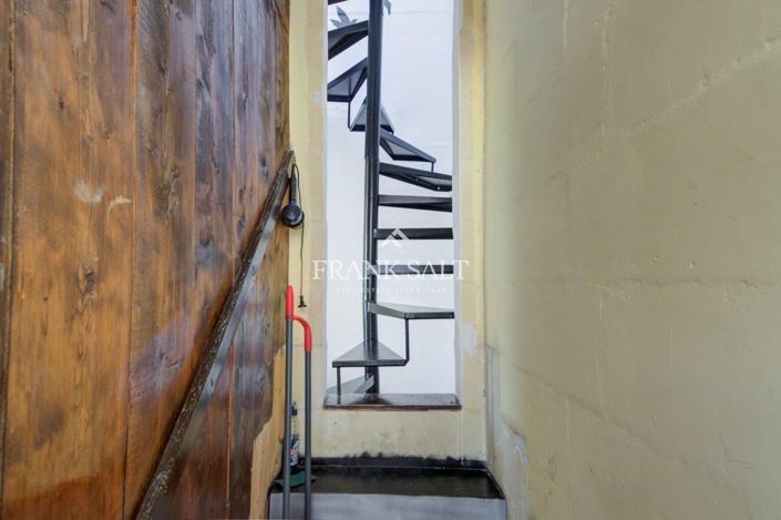 Image No.15-4 Bed Apartment for sale