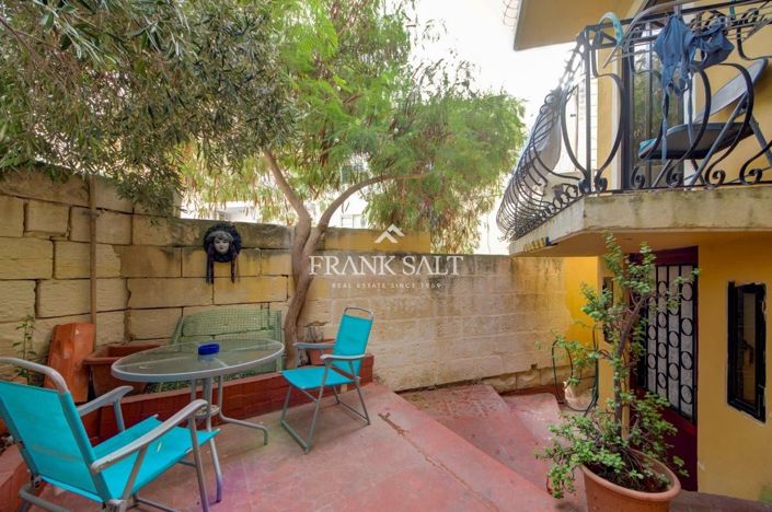 Image No.18-4 Bed Apartment for sale