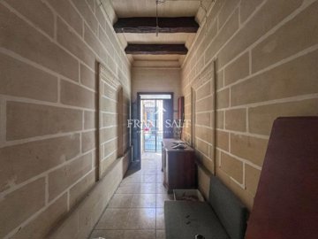 3b541a6f-43c9-4a8d-9ace-46a02b480287