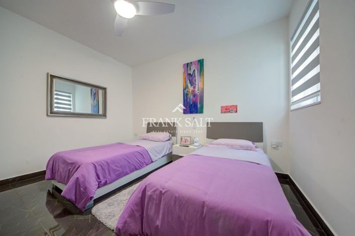 Image No.9-3 Bed Apartment for sale