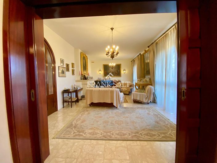 Image No.14-4 Bed Villa for sale