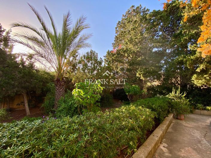 Image No.4-4 Bed Villa for sale