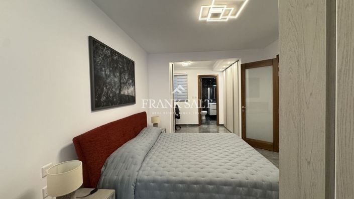 Image No.8-3 Bed Apartment for sale