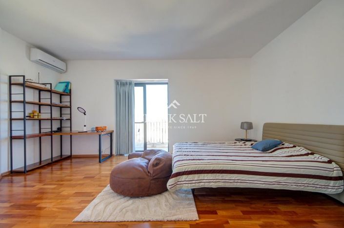 Image No.16-5 Bed Penthouse for sale