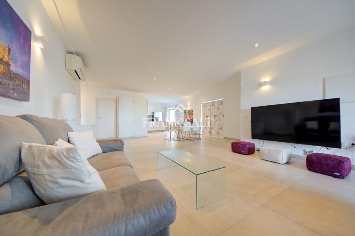 Image No.15-4 Bed Penthouse for sale