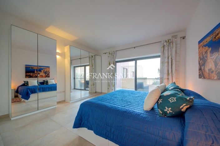 Image No.18-4 Bed Penthouse for sale