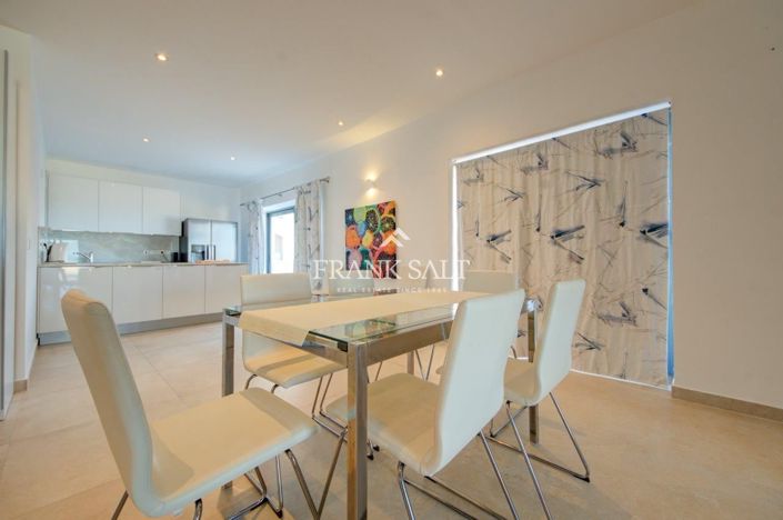 Image No.4-4 Bed Penthouse for sale