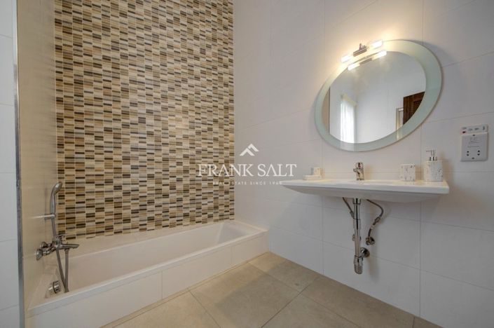 Image No.25-Appartement de 3 chambres à vendre à Xemxija