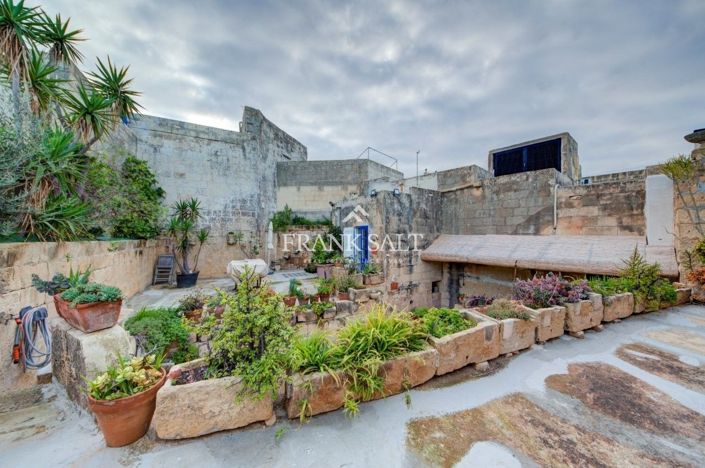 Image No.7-Ferme de 3 chambres à vendre à Malta