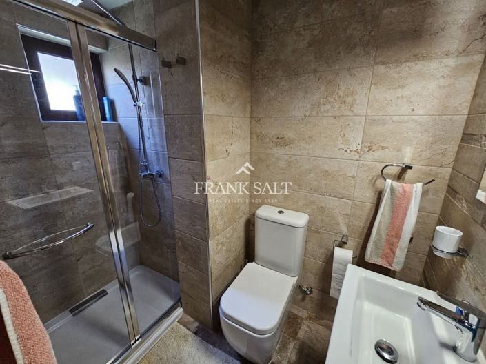 Image No.26-3 Bed Farmhouse for sale