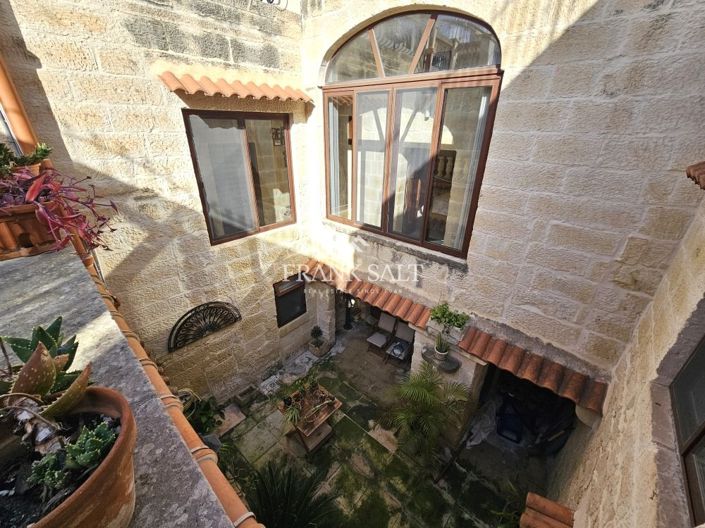 Image No.36-3 Bed Farmhouse for sale