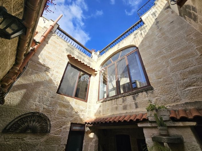 Image No.8-3 Bed Farmhouse for sale