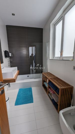 Image No.29-4 Bed Penthouse for sale