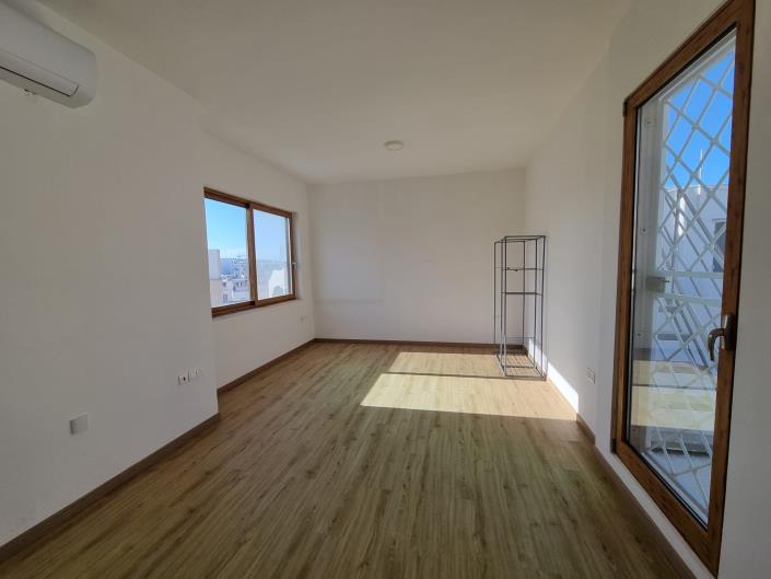 Image No.16-3 Bed Townhouse for sale