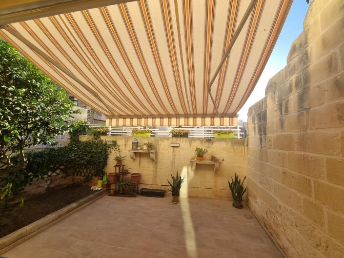 Image No.5-3 Bed Townhouse for sale