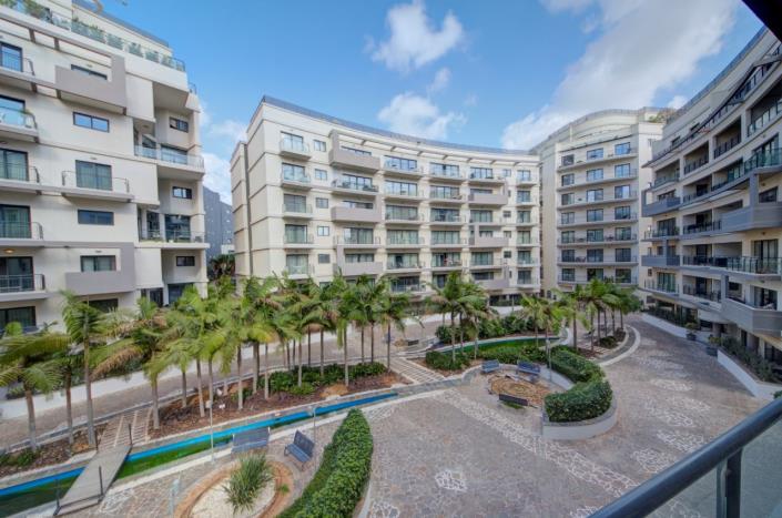 Image No.1-3 Bed Apartment for sale