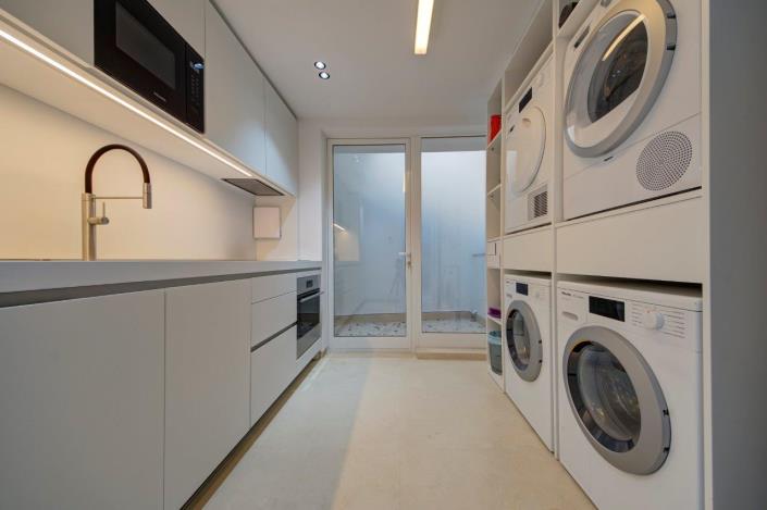 Image No.15-5 Bed Villa for sale