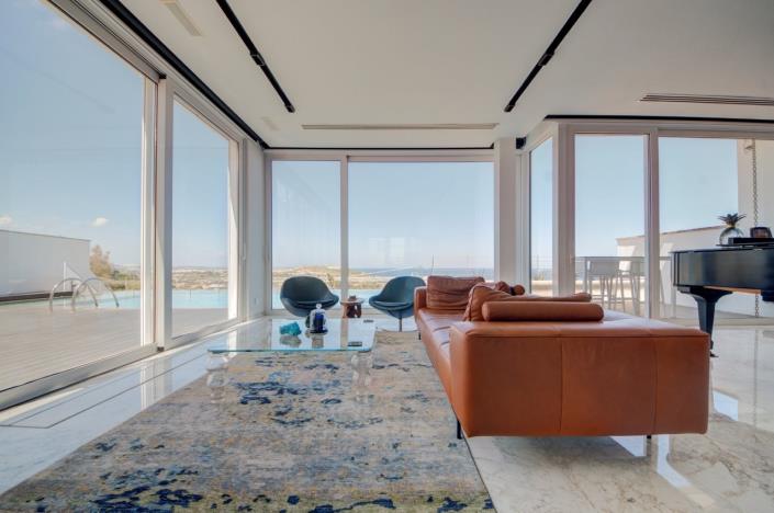 Image No.37-5 Bed Villa for sale