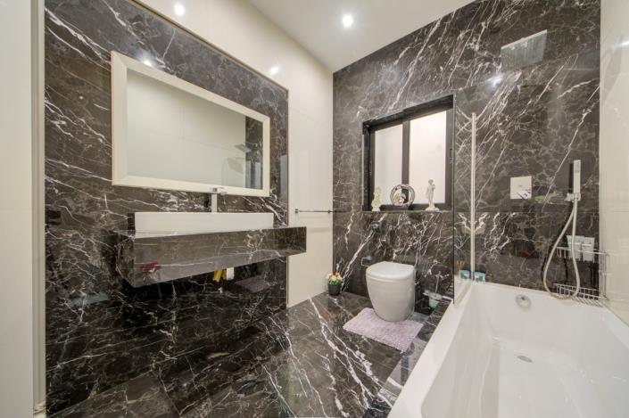 Image No.15-3 Bed Apartment for sale