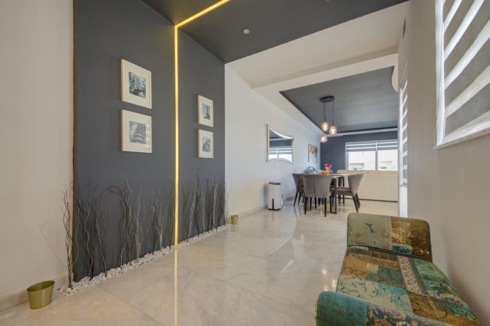 Image No.17-3 Bed Apartment for sale