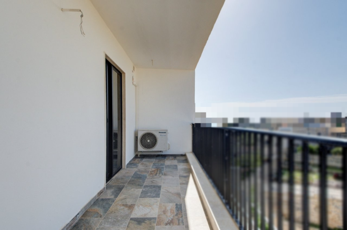 Image No.24-3 Bed Apartment for sale