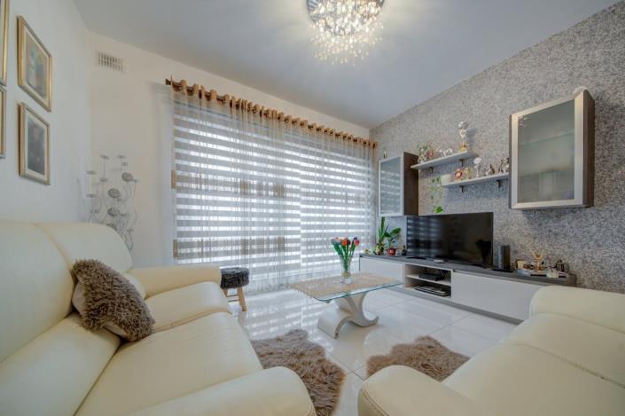 Image No.1-2 Bed Apartment for sale