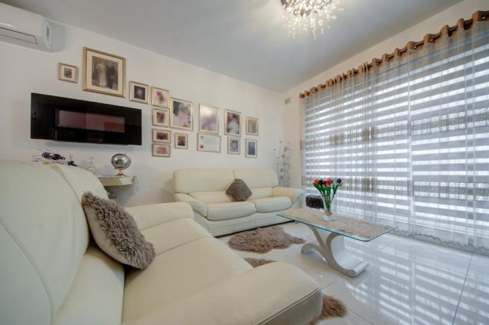 Image No.15-2 Bed Apartment for sale